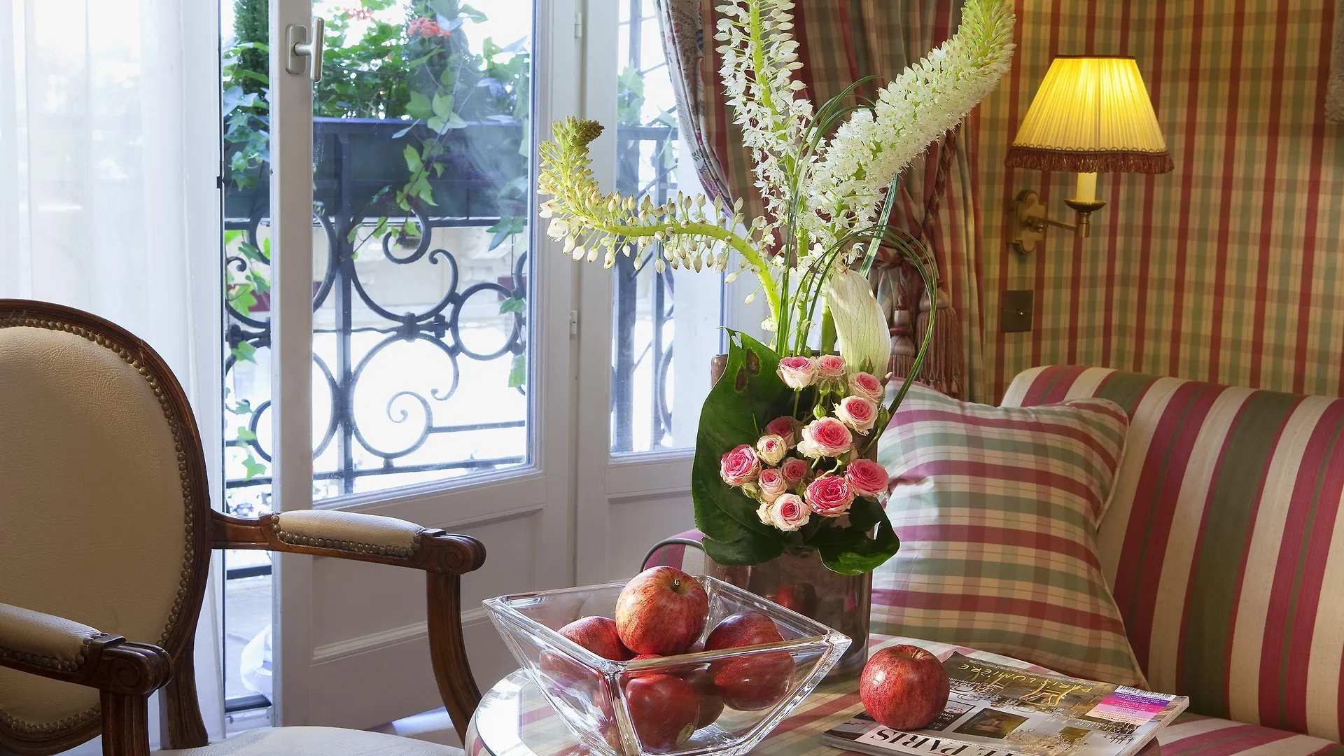 **** Otel Chambiges Elysees Paris Fransa